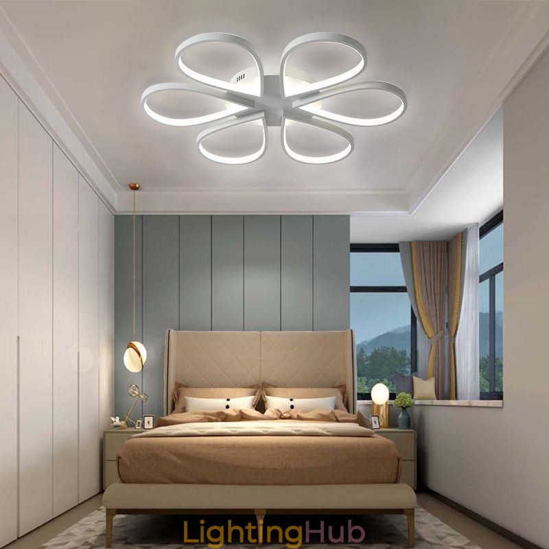 Flush Mount Minimalist Clover Ceiling Light