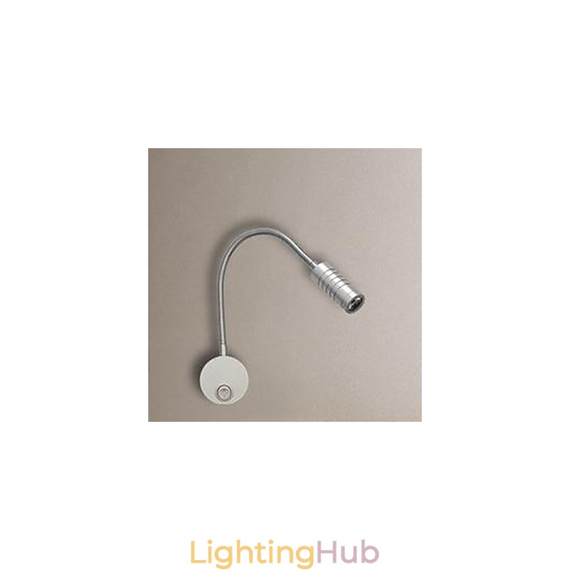 The Wall Lamp Of The Wall Lamp Of The Head Of The Hose Bed Is Illuminated By The Light Reading Lamp