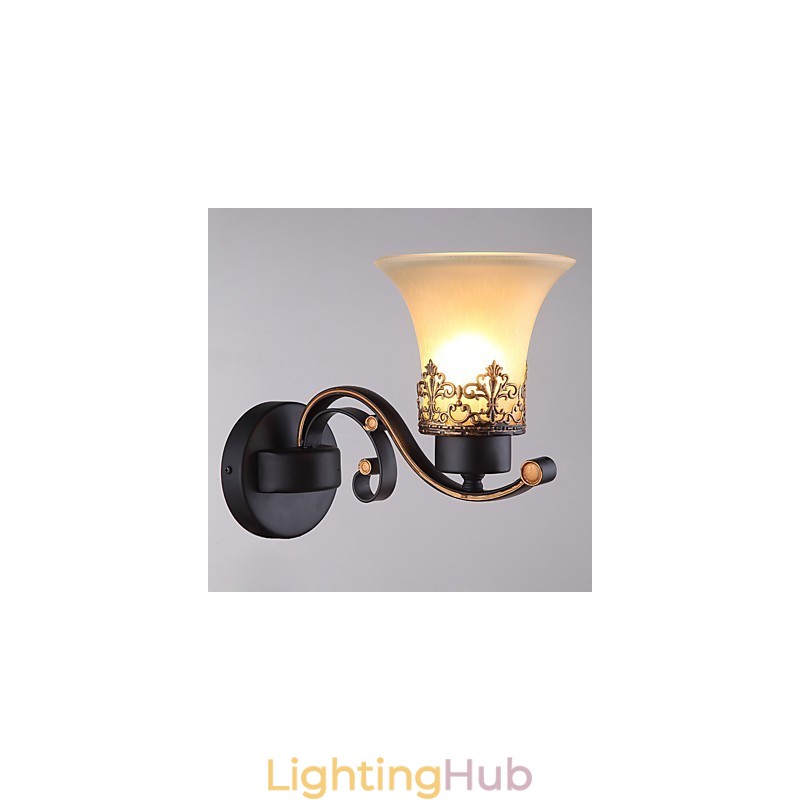 Single Head Amercian Countryside Vintage Metal with Glass Wall Lamp for the Canteen Room Living Room Entry Foyer Decorate Wall Lamp