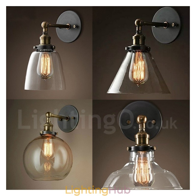 1 Light Rustic Lodge Bedroom Wall Light with Glass Shade