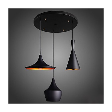 Streamlined Pendant Light in Black Streamlined Pendant Light in Black